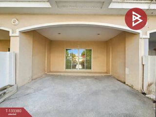 Casa adosada en venta de 3 habitaciones en Ban Pho, Chachoengsao
