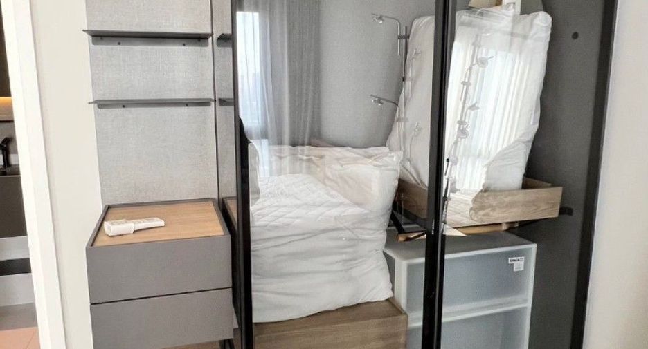 For sale 1 bed condo in Bang Kho Laem, Bangkok