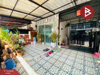 Продажа 3 спальни таунхаус в Phra Pradaeng, Самутпракан
