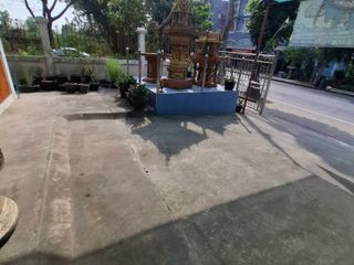 For sale 3 bedrooms house in Thawi Watthana, Bangkok
