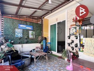 For sale 4 bedrooms townhouse in Mueang Samut Prakan, Samut Prakan