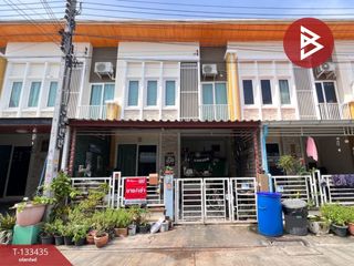 For sale 4 bedrooms townhouse in Mueang Samut Prakan, Samut Prakan