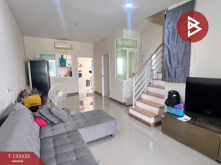 For sale 4 bedrooms townhouse in Mueang Samut Prakan, Samut Prakan