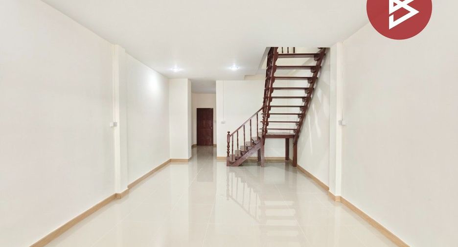 Reihenhaus zum Kauf mit 2 Zimmer in Ban Pong, Ratchaburi