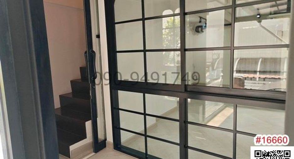 Reihenhaus zur Miete mit 3 Zimmer in Chatuchak, Bangkok