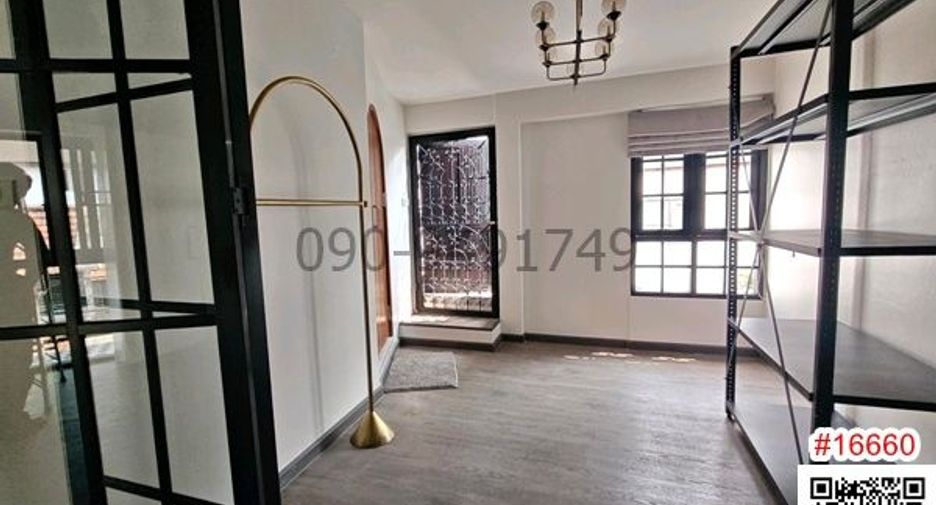 Reihenhaus zur Miete mit 3 Zimmer in Chatuchak, Bangkok