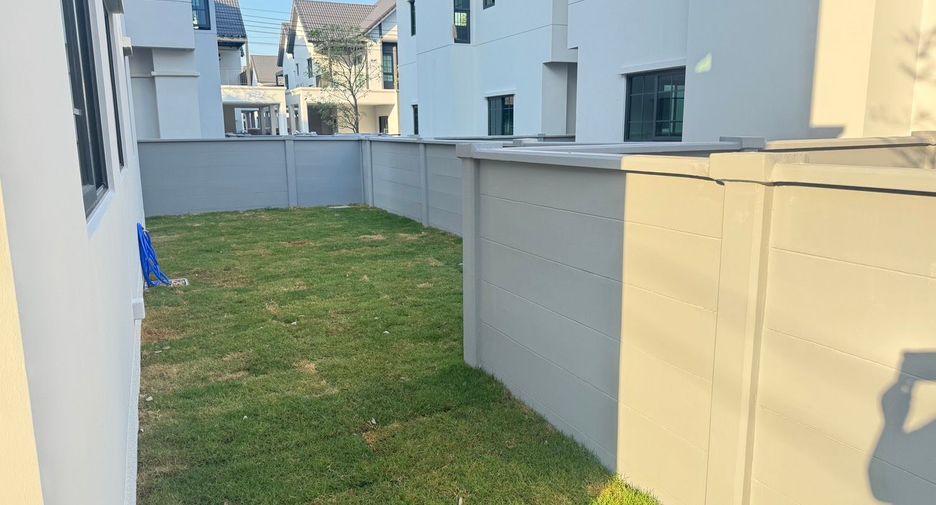 For rent そして for sale 4 ベッドルーム house in Bang Phli, Samut Prakan