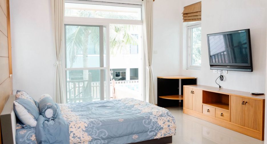 À louer et à vendre 6 chambres villa à Bang Lamung, Chonburi
