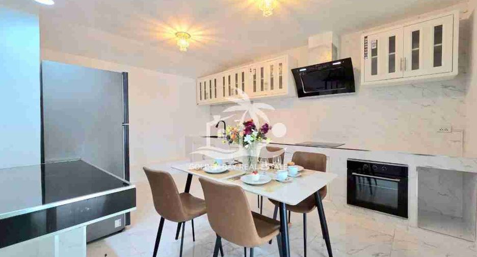 For rent 4 bedrooms house in Bang Lamung, Chonburi