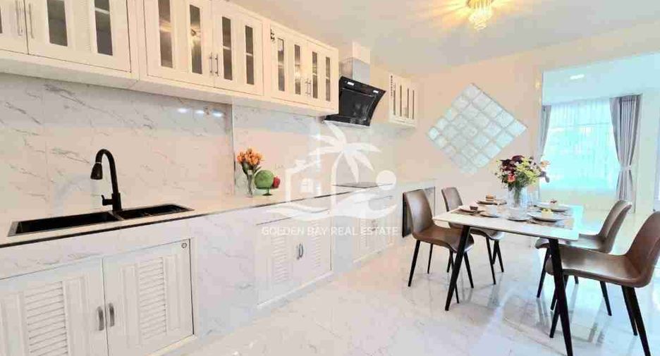 For rent 4 bedrooms house in Bang Lamung, Chonburi