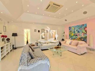 Haus zur Miete mit 3 Zimmer in Bang Lamung, Chonburi