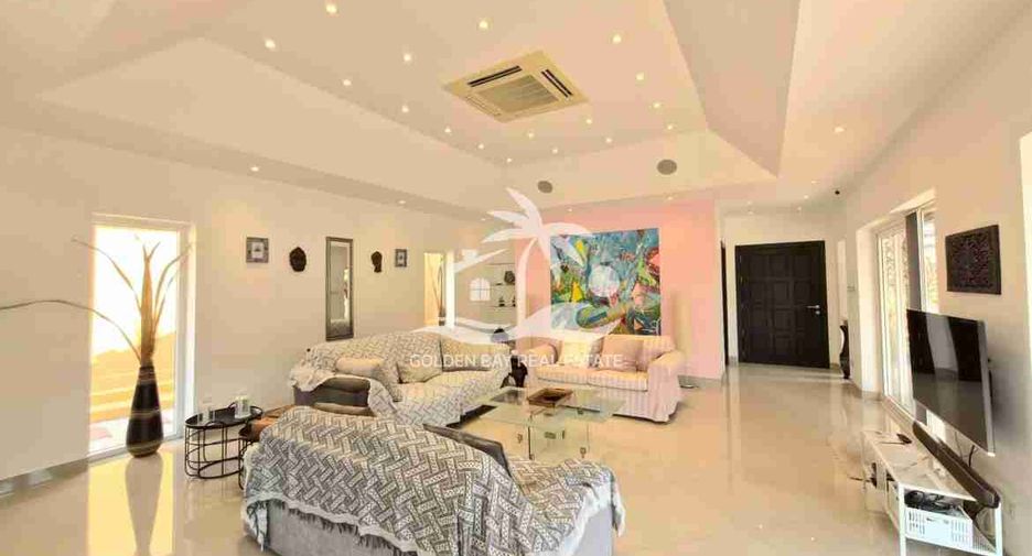 For rent 3 bedrooms house in Bang Lamung, Chonburi