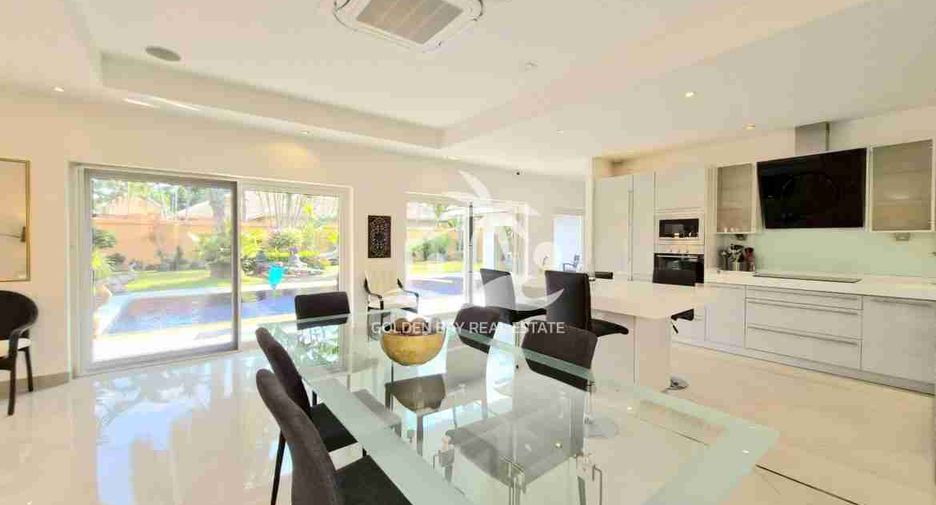 For rent 3 bedrooms house in Bang Lamung, Chonburi