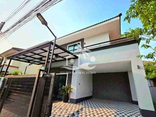 À louer 4 chambres maison à Bang Lamung, Chonburi