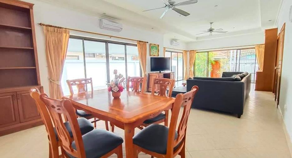 For rent and for sale 3 bedrooms house in Bang Lamung, Chonburi