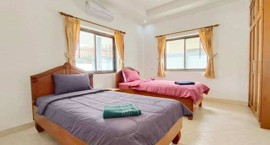 For rent and for sale 3 bedrooms house in Bang Lamung, Chonburi