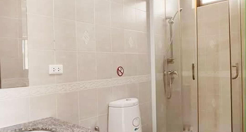 For rent and for sale 3 bedrooms house in Bang Lamung, Chonburi