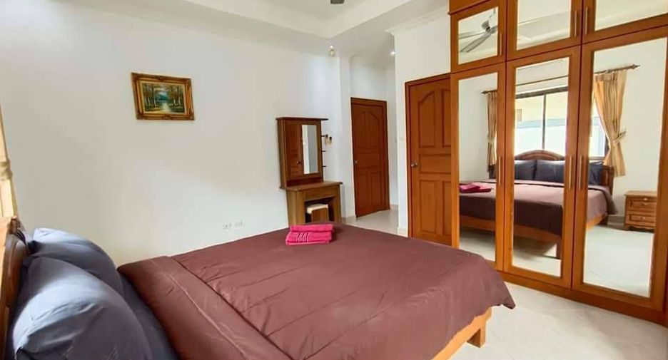 For rent and for sale 3 bedrooms house in Bang Lamung, Chonburi