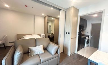 For rent 1 bed condo in Pathum Wan, Bangkok