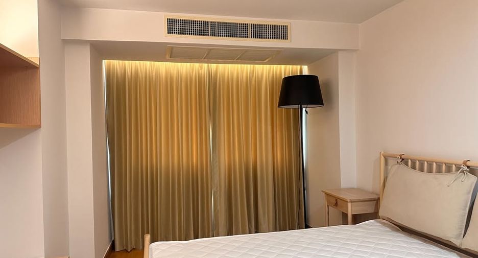 Wohnung zur Miete und zum Kauf mit 2 Zimmer in Phra Khanong, Bangkok