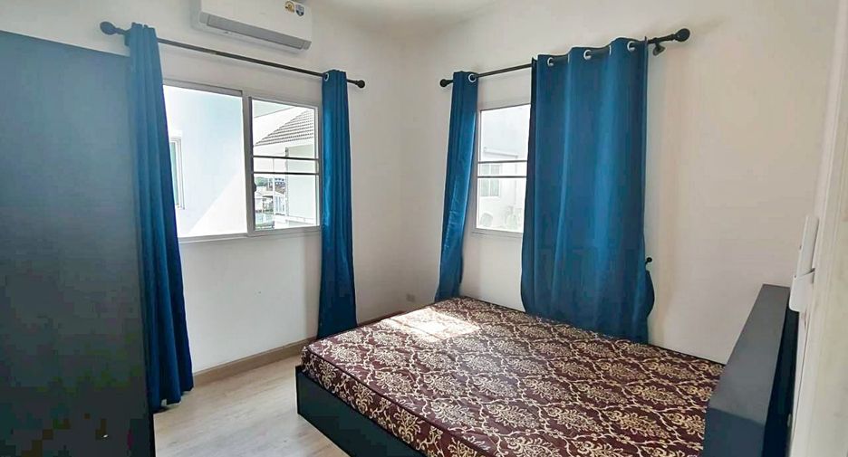 Haus zur Miete mit 4 Zimmer in Mueang Samut Prakan, Samut Prakan