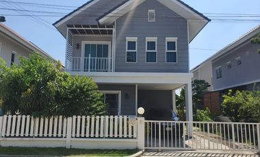 Haus zur Miete mit 4 Zimmer in Mueang Samut Prakan, Samut Prakan