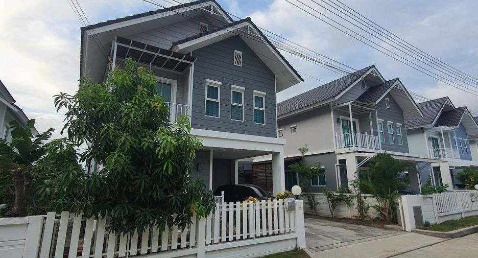 Haus zur Miete mit 4 Zimmer in Mueang Samut Prakan, Samut Prakan
