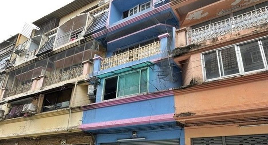 For sale 1 Beds retail Space in Ban Bueng, Chonburi