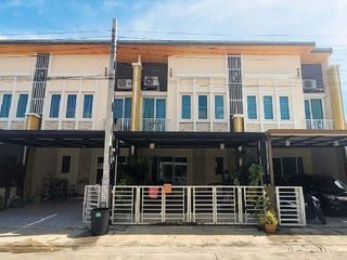For sale 1 bed townhouse in Prawet, Bangkok