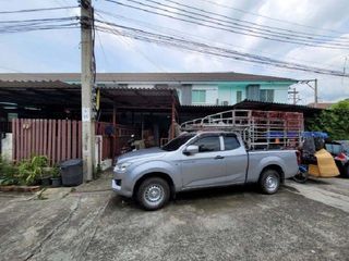 For sale 1 bed townhouse in Lat Krabang, Bangkok