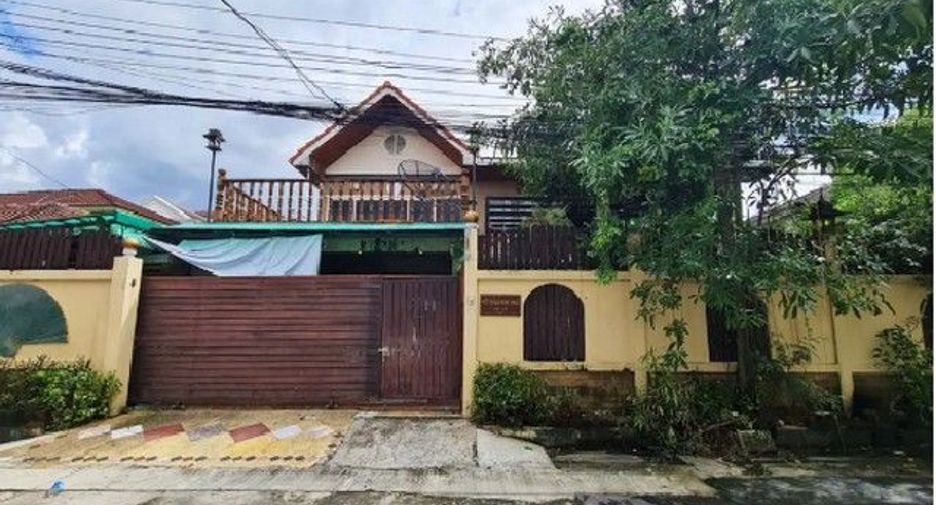 For sale 1 bed house in Taling Chan, Bangkok
