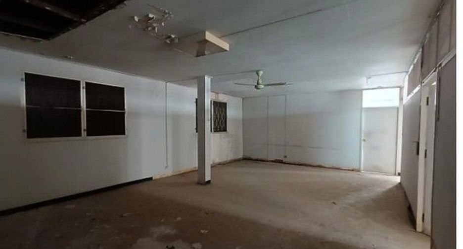 Oficina en venta de 1 habitaciones en Taphan Hin, Phichit
