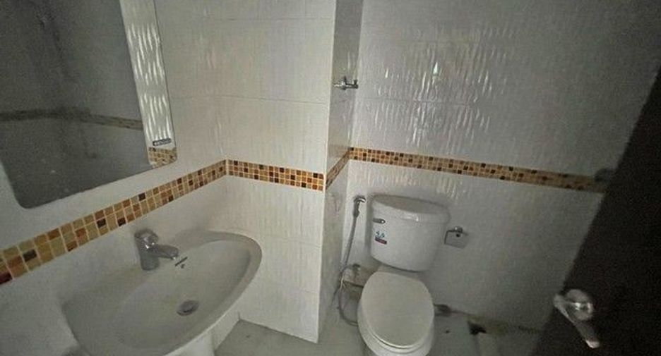 For sale 1 bed condo in San Sai, Chiang Mai