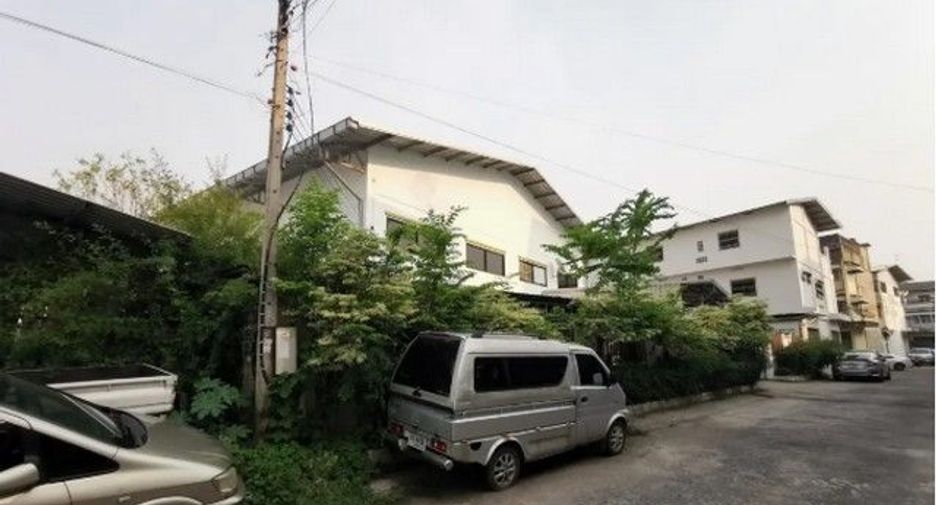 For sale 1 bed retail Space in Sanom, Surin