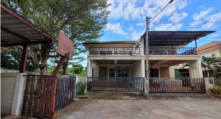 For sale 3 bedrooms house in Khiri Rat Nikhom, Surat Thani