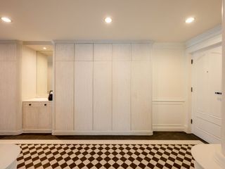For sale 3 bedrooms condo in Khlong Toei, Bangkok