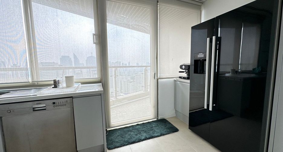 Wohnung zum Kauf mit 4 Zimmer in Khlong Toei, Bangkok