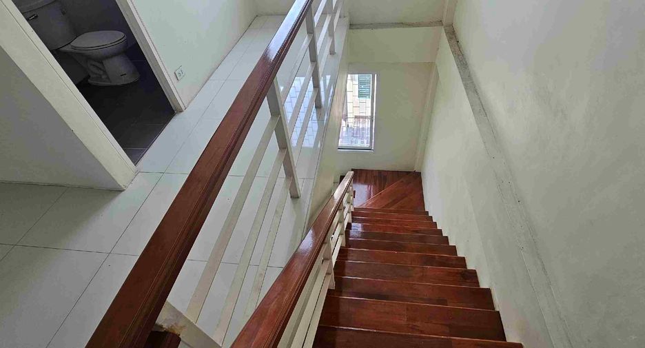 Gewerbefläche zum Kauf mit 3 Zimmer in Mueang Rayong, Rayong