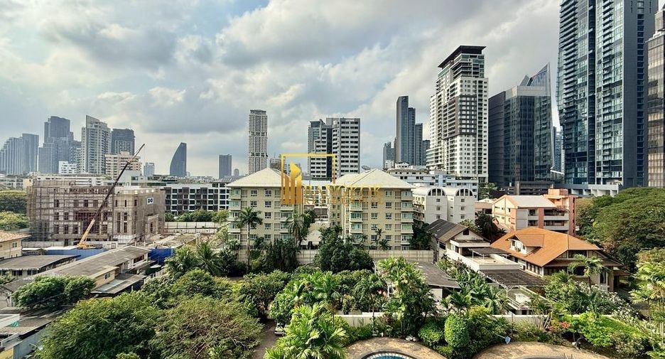 For rent 3 bedrooms apartment in Watthana, Bangkok