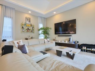 Haus zum Kauf mit 4 Zimmer in Bang Lamung, Chonburi