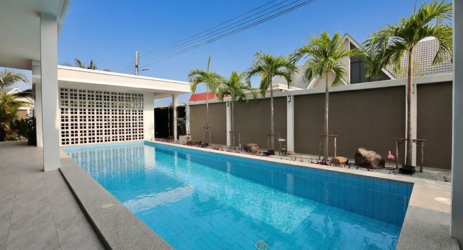 Haus zum Kauf mit 4 Zimmer in East Pattaya, Pattaya