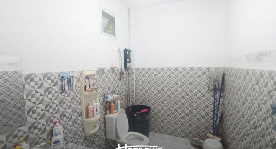 For sale 3 bedrooms house in Don Mueang, Bangkok