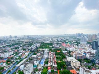 For sale 2 bedrooms condo in Phaya Thai, Bangkok