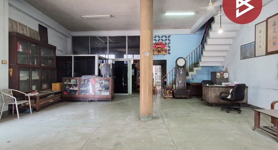 For sale 4 bedrooms retail Space in Mueang Ratchaburi, Ratchaburi
