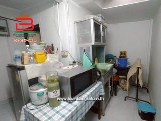 For sale 2 ベッドルーム townhouse in Saphan Sung, Bangkok