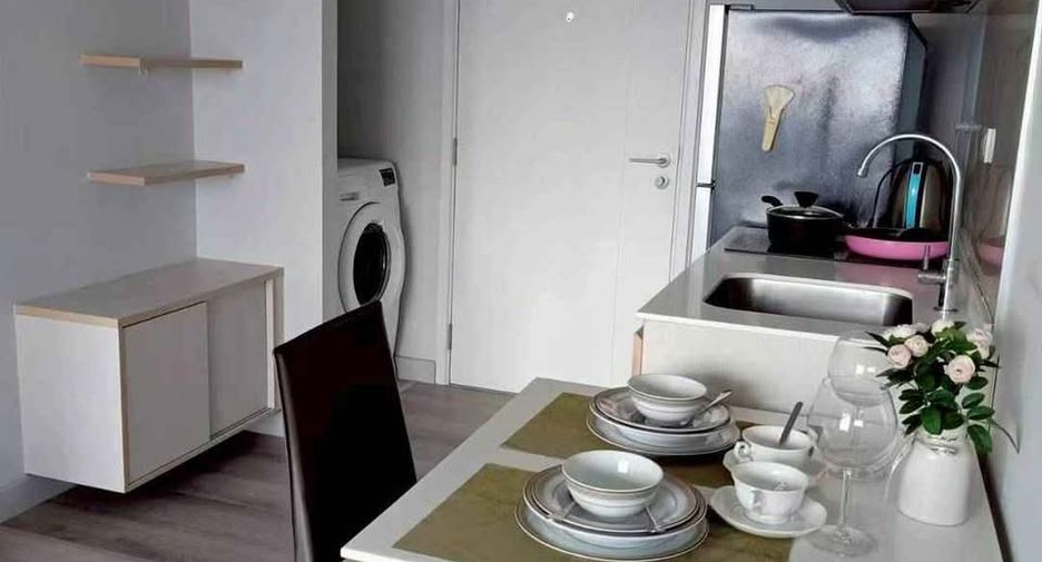 For rent 1 bed condo in Bang Lamung, Chonburi