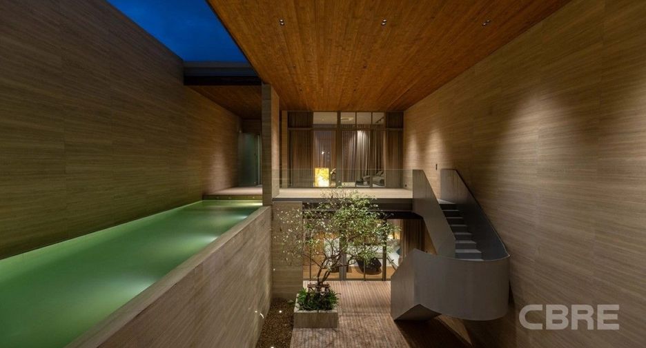 For sale 5 bedrooms house in Sathon, Bangkok