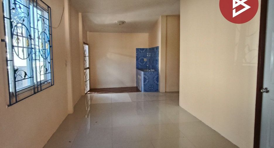 For sale 2 bedrooms townhouse in Phanat Nikhom, Chonburi