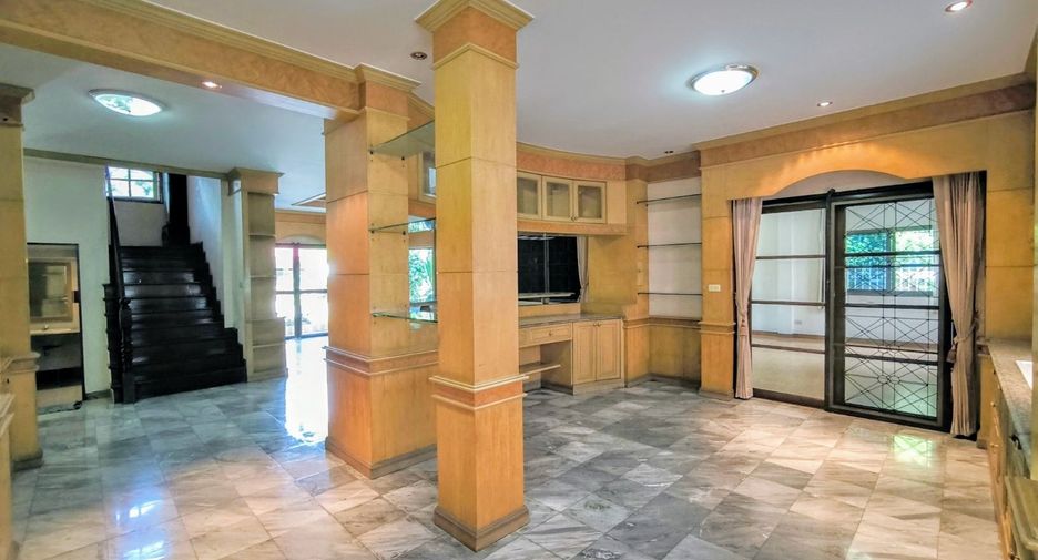 For sale 4 bedrooms house in Bang Phli, Samut Prakan