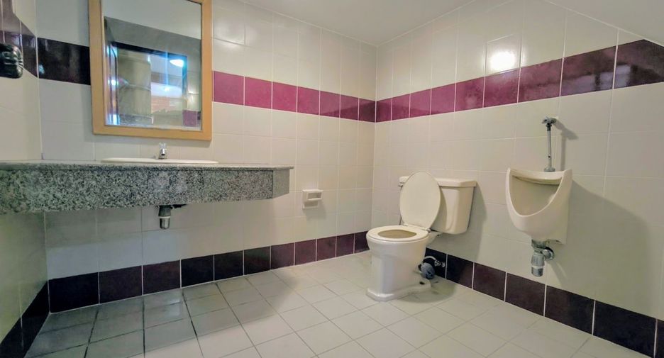 For sale 4 bedrooms house in Bang Phli, Samut Prakan